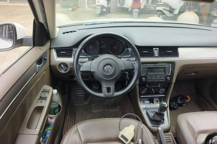 Used Volkswagen Bora 2013 1.6L Manual Comfort Model Steering Wheel