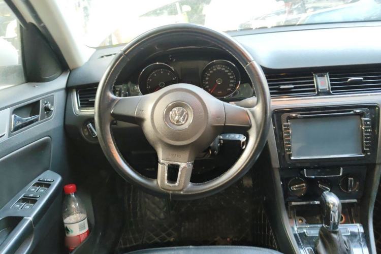 Used Volkswagen Bora 2013 1.6L Automatic Comfort Model Steering Wheel