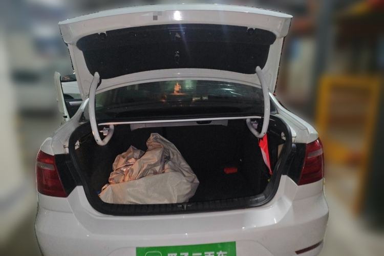 Used Volkswagen Bora 2013 1.6L Automatic Comfort Model Trunk