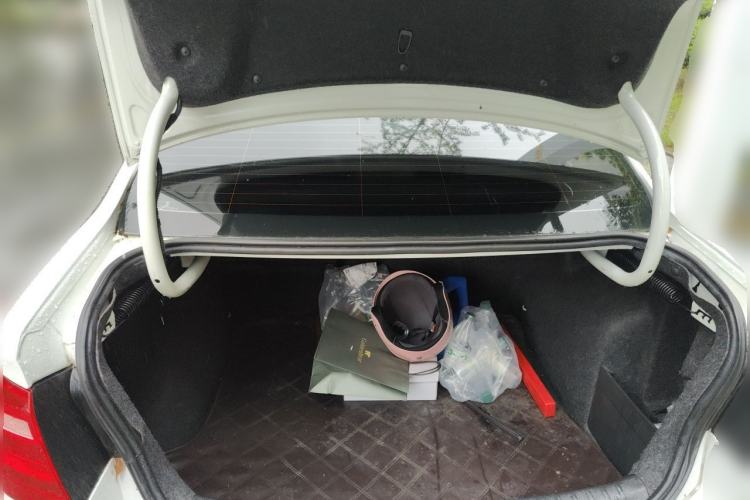 Used Volkswagen Bora 2013 1.6L Automatic Comfort Model Trunk