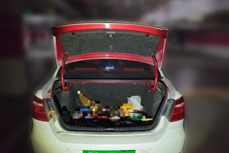 Used Volkswagen Bora 2013 1.6L Automatic Fashion Model Trunk