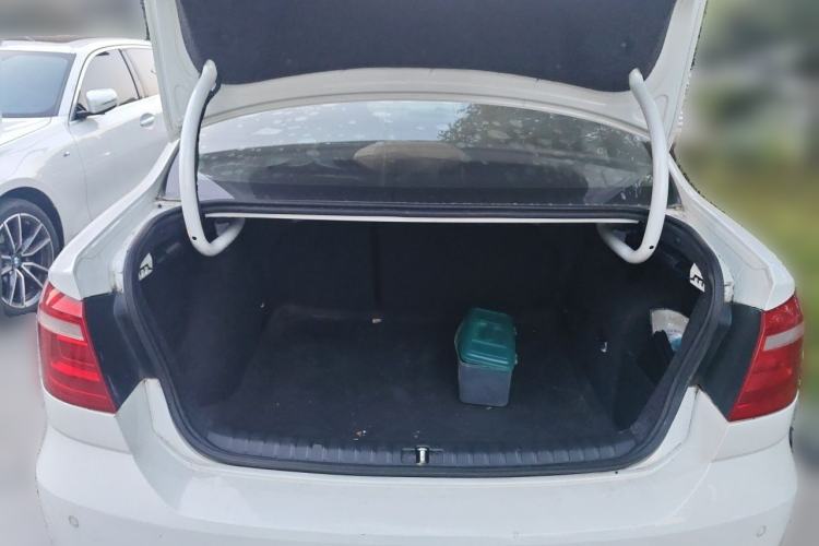 Used Volkswagen Bora 2013 1.6L Automatic Comfort Model Trunk