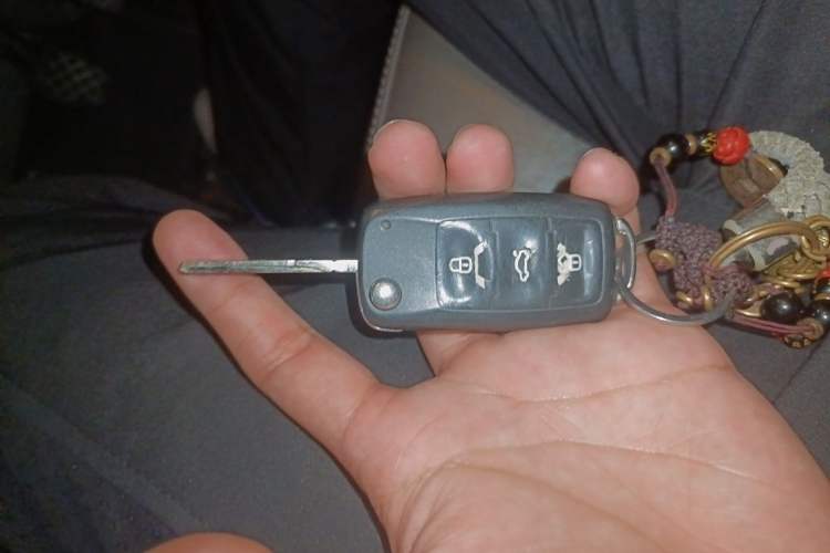 Used Volkswagen Bora 2013 1.6L Manual Comfort Model Vehicle Key