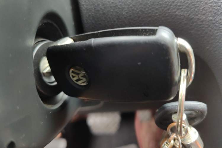 Used Volkswagen Bora 2013 1.6L Automatic Comfort Model Vehicle Key