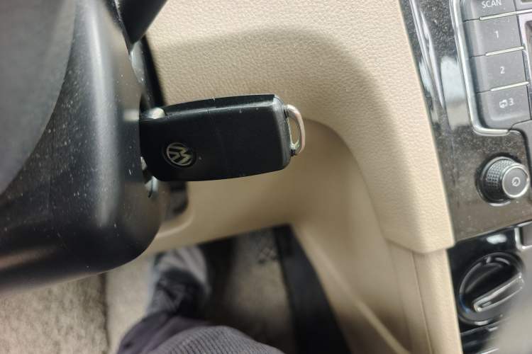 Used Volkswagen Bora 2013 1.6L Automatic Comfort Model Vehicle Key