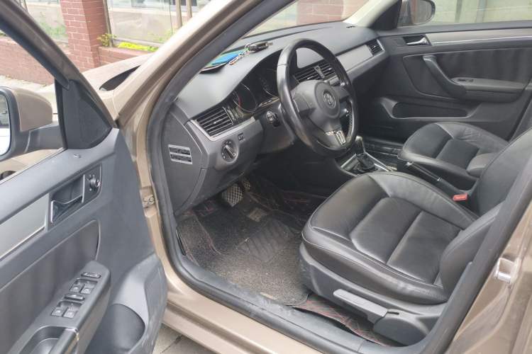Used Volkswagen Bora 2013 1.6L Automatic Comfort Model Driver Seat