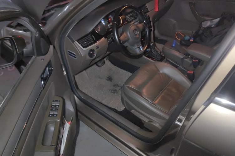 Used Volkswagen Bora 2013 1.4T Automatic Comfort Model Driver Seat