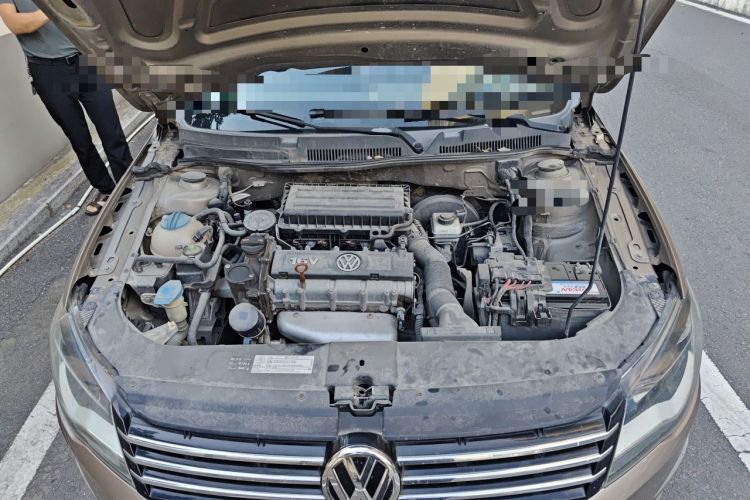 Used Volkswagen Bora 2013 1.6L Manual Comfort Model Engine Bay