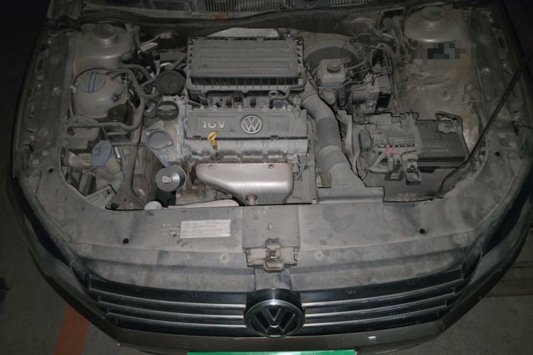 Used Volkswagen Bora 2013 1.6L Manual Comfort Model Engine Bay