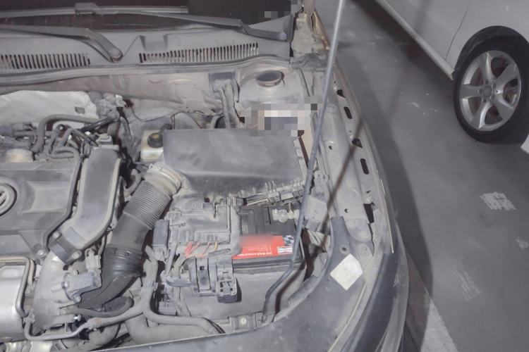 Used Volkswagen Bora 2013 1.4T Automatic Comfort Model Engine Bay Left