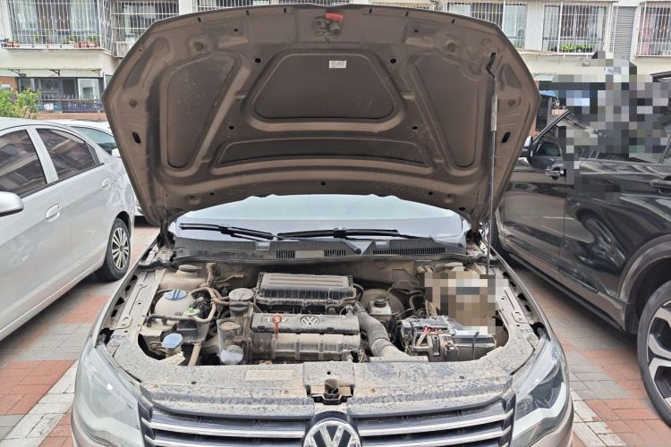 Used Volkswagen Bora 2013 1.6L Automatic Comfort Model Engine Bay
