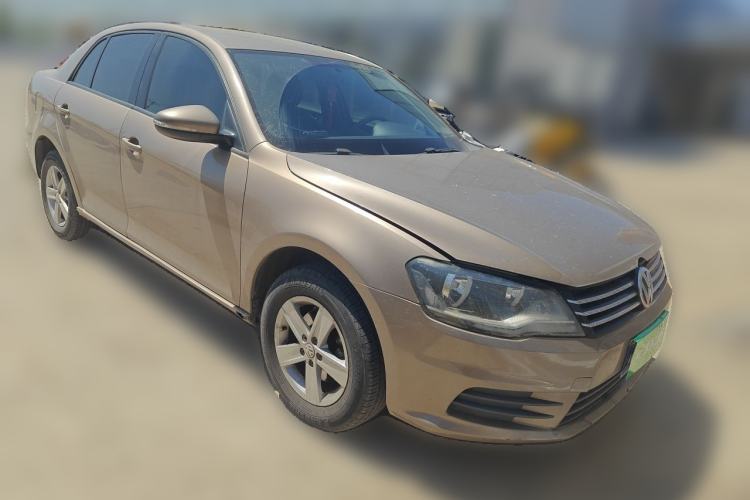 Used Volkswagen Bora 2013 1.6L Automatic Fashion Model Front Right 45 Deg