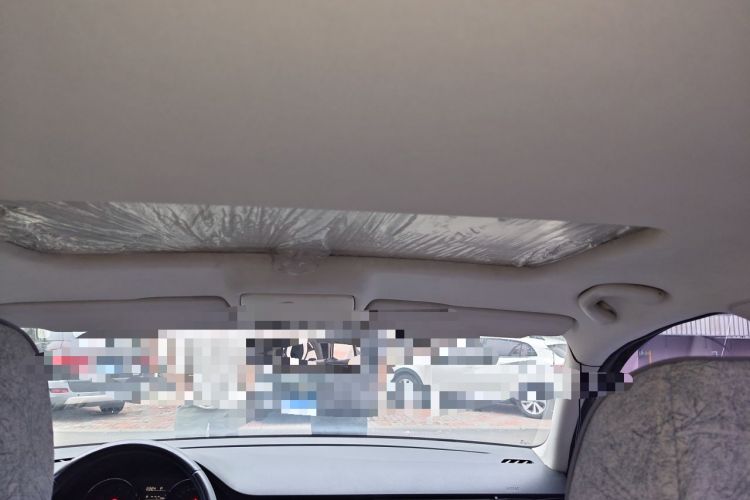 Used Volkswagen Bora 2013 1.6L Automatic Comfort Model Headliner