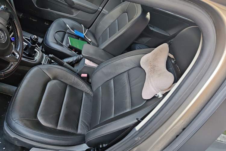 Used Volkswagen Bora 2013 1.6L Manual Comfort Model Left Front Seat