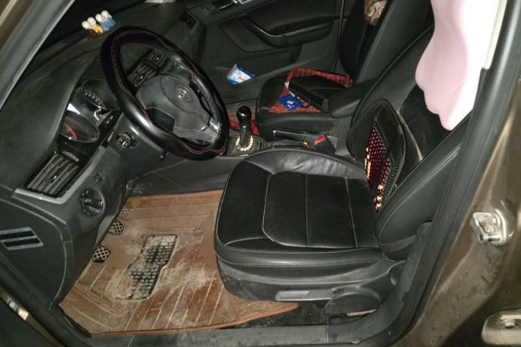 Used Volkswagen Bora 2013 1.6L Manual Comfort Model Left Front Seat