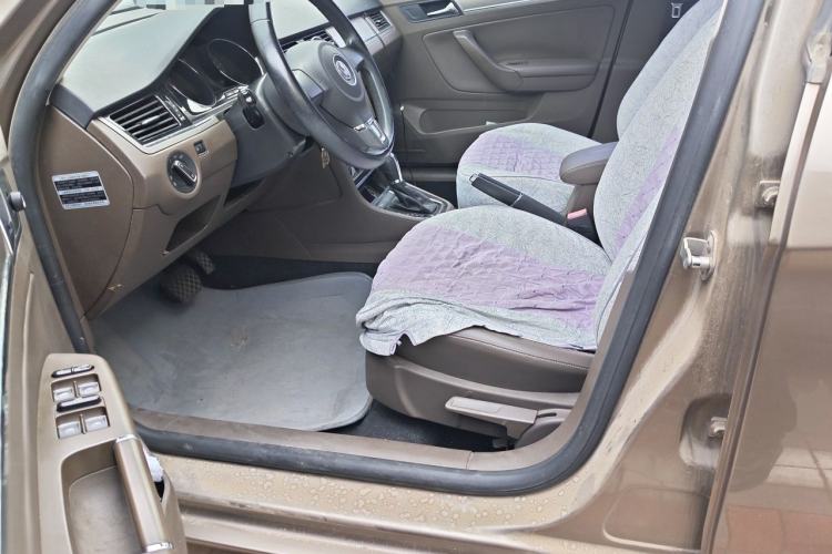 Used Volkswagen Bora 2013 1.6L Automatic Comfort Model Left Front Seat