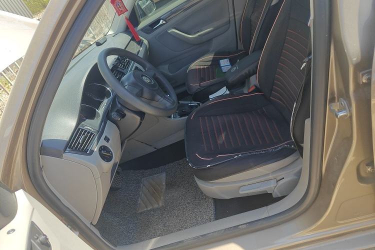Used Volkswagen Bora 2013 1.6L Automatic Fashion Model Left Front Seat