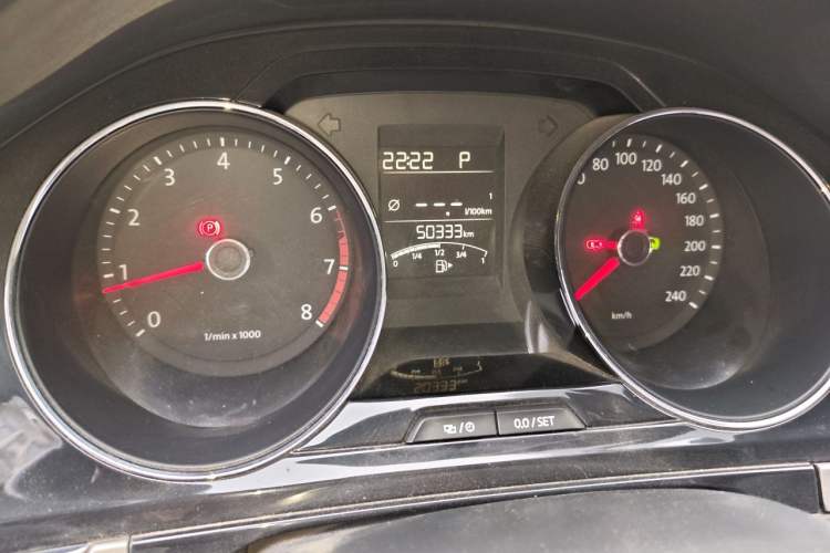Used Volkswagen Bora 2013 1.6L Automatic Comfort Model Odometer Close Up
