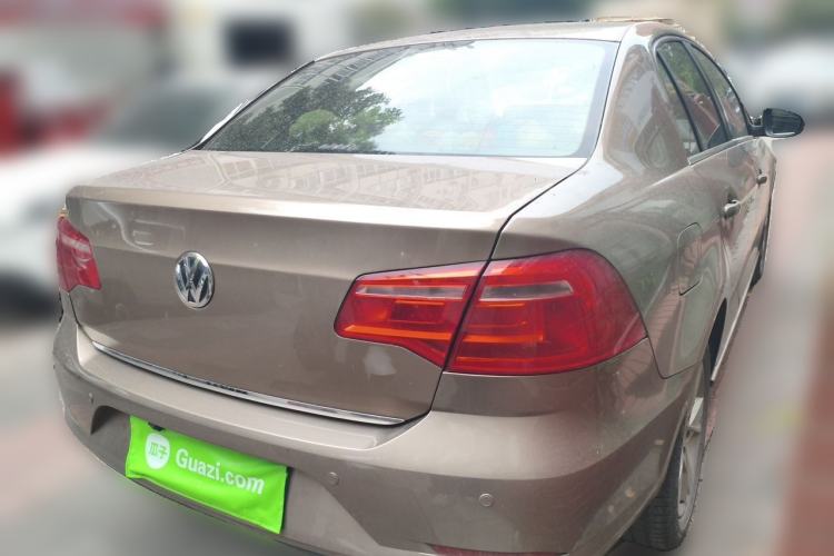 Used Volkswagen Bora 2013 1.6L Automatic Comfort Model Rear Right 45 Deg