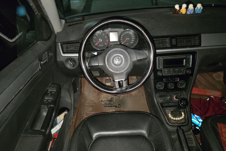 Used Volkswagen Bora 2013 1.6L Manual Comfort Model Steering Wheel