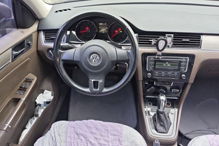 Used Volkswagen Bora 2013 1.6L Automatic Comfort Model Steering Wheel