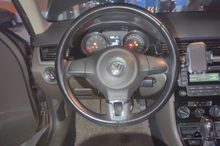 Used Volkswagen Bora 2013 1.4T Automatic Comfort Model Steering Wheel