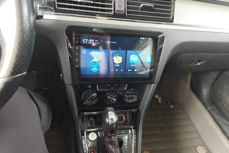 Used Volkswagen Bora 2014 1.4TSI Automatic Sportline Audio And AC Panel