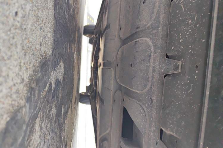 Used Volkswagen Bora 2014 1.6L Automatic Comfort Model Chassis Front