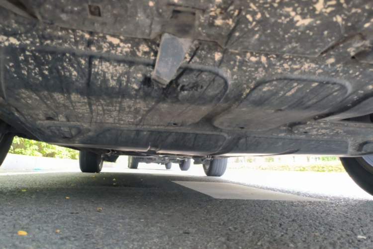 Used Volkswagen Bora 2014 1.6L Manual Comfort Model Chassis Front