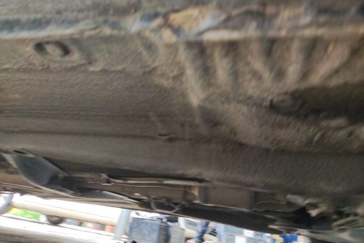 Used Volkswagen Bora 2014 1.6L Manual Comfort Model Chassis Front Right