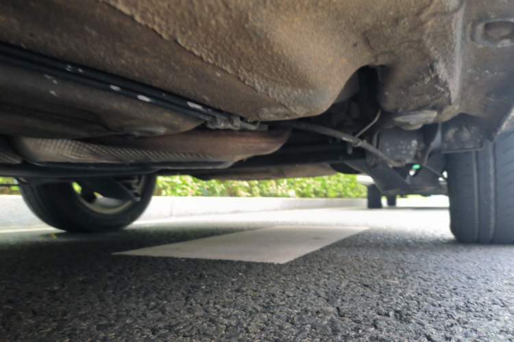 Used Volkswagen Bora 2014 1.6L Manual Comfort Model Chassis Rear Left