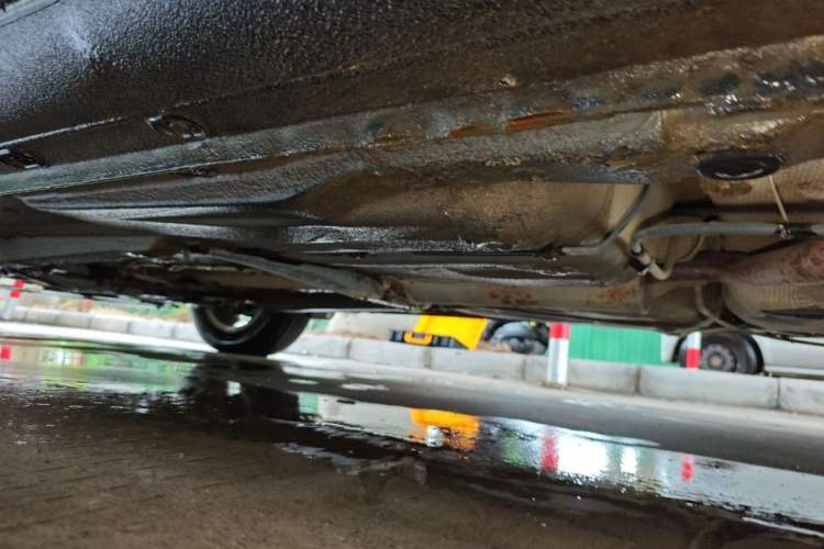 Used Volkswagen Bora 2014 1.6L Manual Fashion Edition Chassis Rear Left