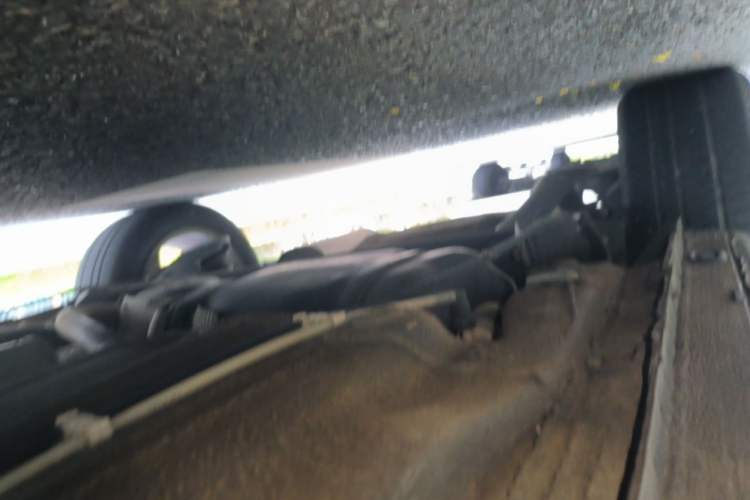 Used Volkswagen Bora 2014 1.6L Manual Comfort Model Chassis Rear Right