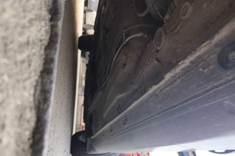 Used Volkswagen Bora 2014 1.6L Automatic Comfort Model Chassis Rear Right