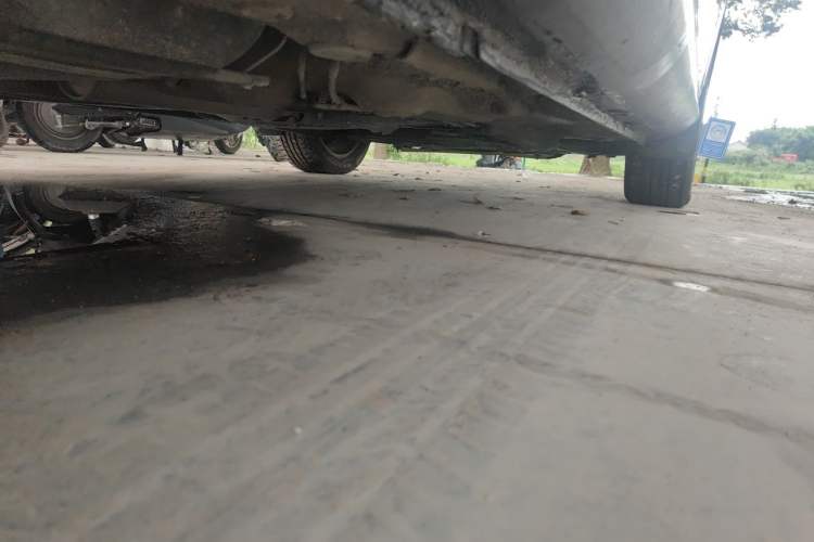 Used Volkswagen Bora 2014 1.6L Automatic Comfort Model Chassis Rear Right