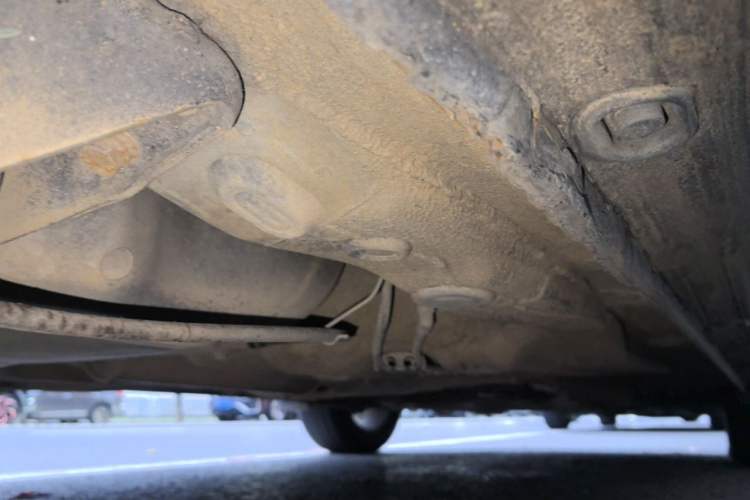 Used Volkswagen Bora 2014 1.6L Automatic Comfort Model Chassis Rear Right