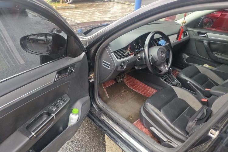 Used Volkswagen Bora 2014 1.6L Automatic Comfort Model Driver Seat