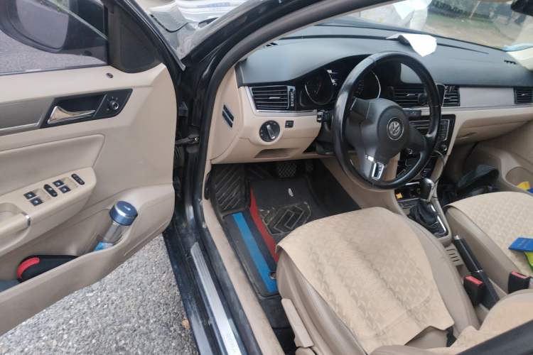 Used Volkswagen Bora 2014 1.6L Automatic Comfort Model Driver Seat