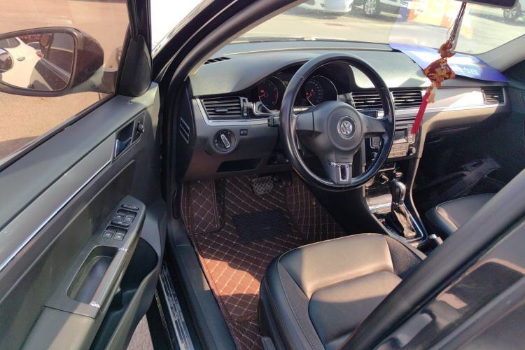Used Volkswagen Bora 2014 1.6L Automatic Comfort Model Driver Seat