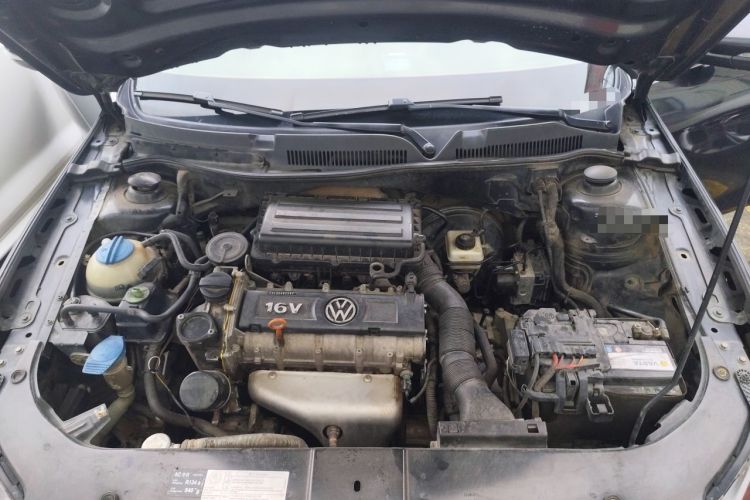 Used Volkswagen Bora 2014 1.6L Automatic Comfort Model Engine Bay