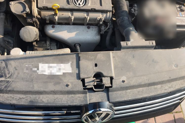 Used Volkswagen Bora 2014 1.6L Manual Fashion Edition Engine Bay