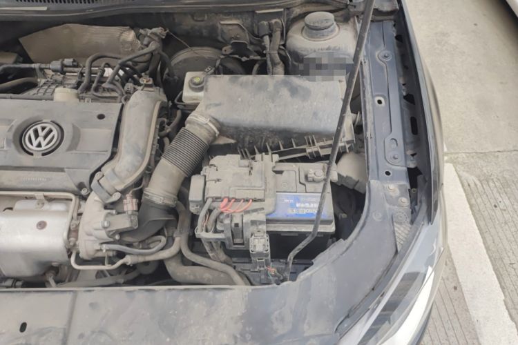 Used Volkswagen Bora 2014 1.4TSI Automatic Comfort Model Engine Bay Left