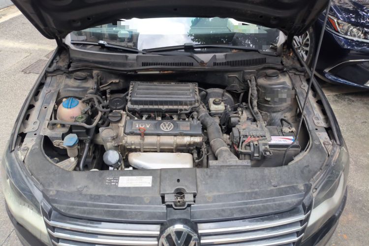 Used Volkswagen Bora 2014 1.6L Automatic Comfort Model Engine Bay