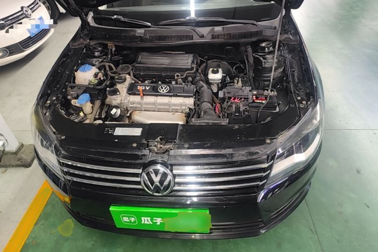 Used Volkswagen Bora 2014 1.6L Automatic Fashion Model Engine Bay