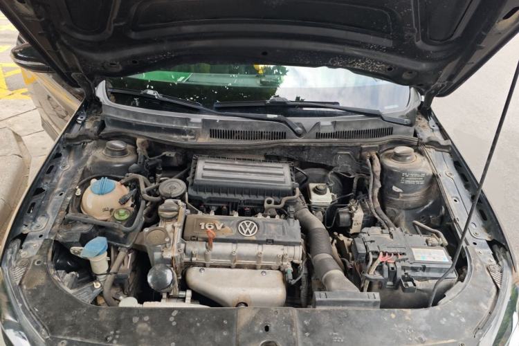 Used Volkswagen Bora 2014 1.6L Automatic Comfort Model Engine Bay