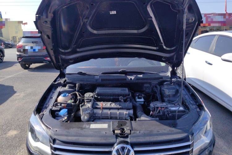 Used Volkswagen Bora 2014 1.6L Automatic Comfort Model Engine Bay