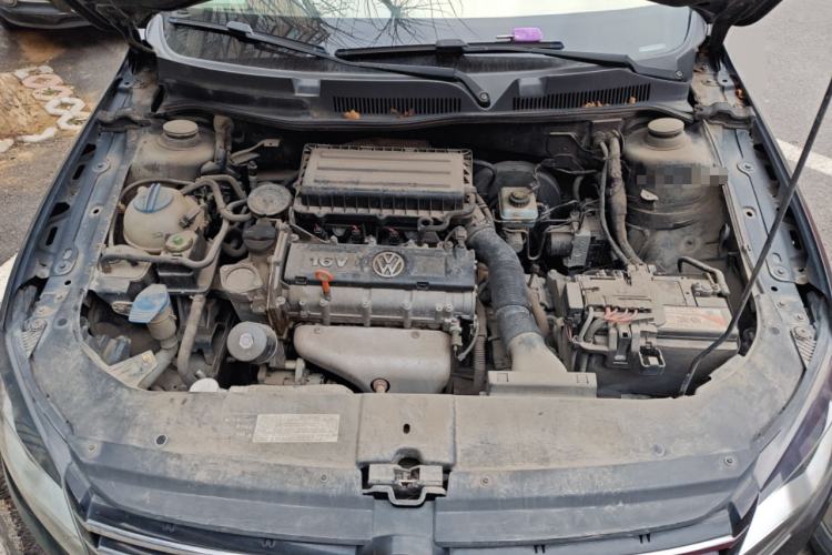 Used Volkswagen Bora 2014 1.6L Automatic Comfort Model Engine Bay