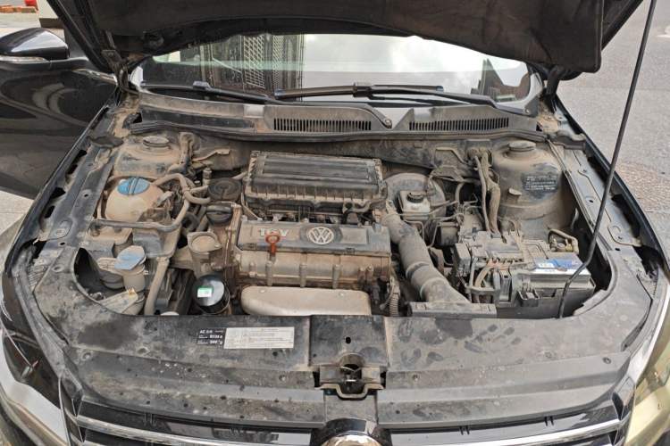 Used Volkswagen Bora 2014 1.6L Manual Comfort Model Engine Bay