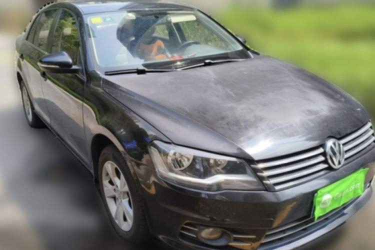 Used Volkswagen Bora 2014 1.6L Automatic Fashion Model Exterior 2