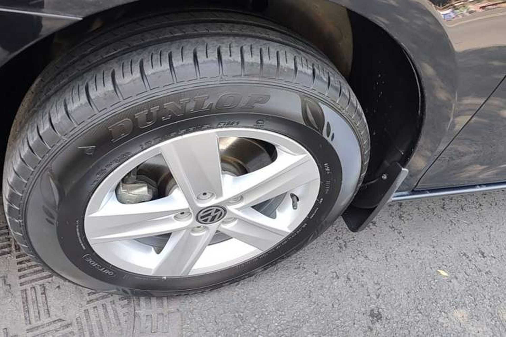 Used Volkswagen Bora 2014 1.6L Automatic Fashion Model Exterior 4